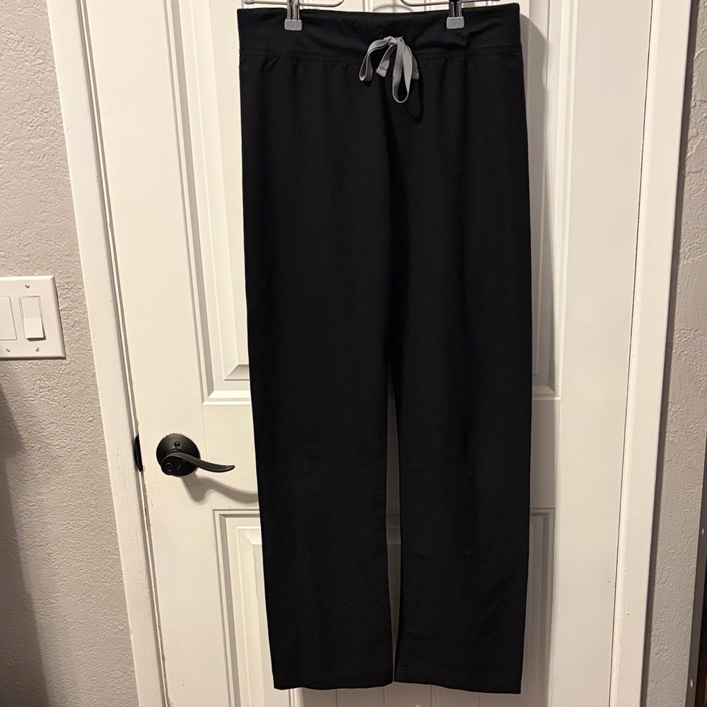 Black Fig’s Livingston pants size small